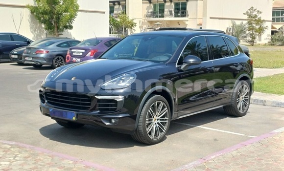 Buy Used Porsche Cayenne Black Car in Phnom Penh in Phnom Penh