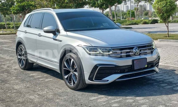 Buy Used Volkswagen Tiguan Silver Car in Phnom Penh in Phnom Penh Buy Used Volkswagen Tiguan Silver Car in Phnom Penh in Phnom Penh