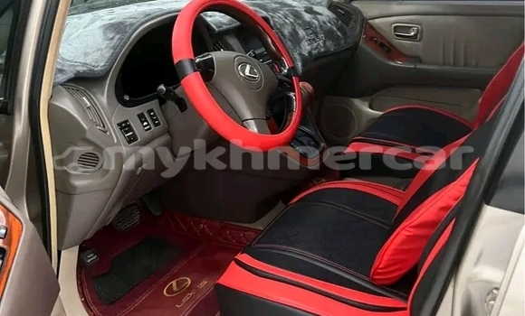 Acheter Occasion Voiture Lexus RX 330 Autre à Khŭm Sráng, Kampong Speu Province Acheter Occasion Voiture Lexus RX 330 Autre à Khŭm Sráng, Kampong Speu Province
