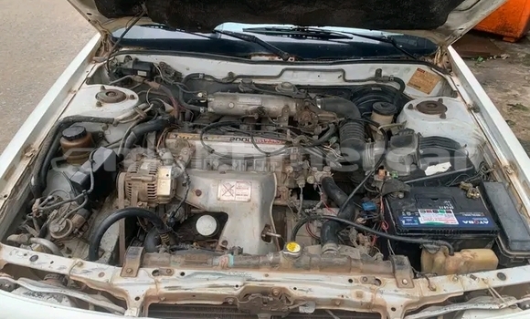 Acheter Occasion Voiture Toyota Camry Blanc à Khemarak Phoumin, Koh Kong Province Acheter Occasion Voiture Toyota Camry Blanc à Khemarak Phoumin, Koh Kong Province