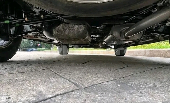 Acheter Occasion Voiture Toyota Highlander Noir à Doun Kaev, Takeo Province Acheter Occasion Voiture Toyota Highlander Noir à Doun Kaev, Takeo Province