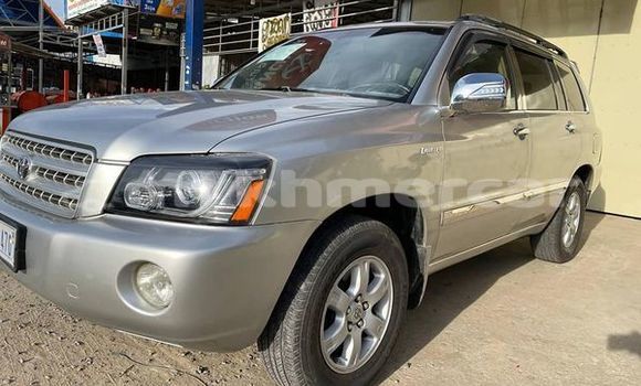 Buy Used Toyota Highlander Other Car in Banlung in Ratanakiri Province Buy Used Toyota Highlander Other Car in Banlung in Ratanakiri Province