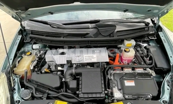 Buy Used Toyota Prius Other Car in Chbar Mon in Kampong Speu Province Buy Used Toyota Prius Other Car in Chbar Mon in Kampong Speu Province