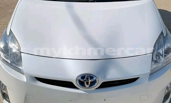 Buy Used Toyota Prius White Car in Bavet in Svay Rieng Province Buy Used Toyota Prius White Car in Bavet in Svay Rieng Province