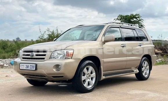 Buy Used Toyota Highlander Other Car in Cheom Ksan in Preah Vihear Province Buy Used Toyota Highlander Other Car in Cheom Ksan in Preah Vihear Province