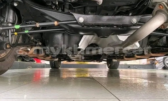 Buy Used Toyota Highlander White Car in Cheom Ksan in Preah Vihear Province Buy Used Toyota Highlander White Car in Cheom Ksan in Preah Vihear Province