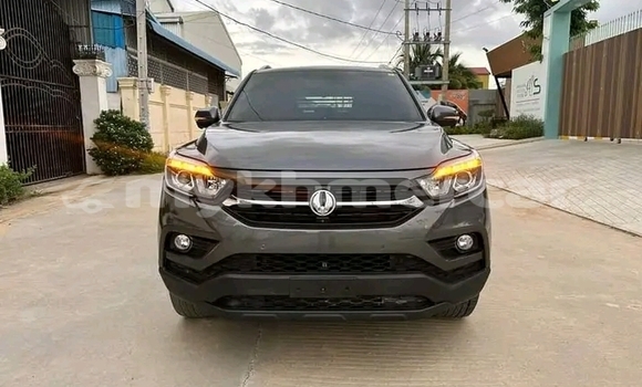 Buy Used ShuangHuan Sceo Black Car in Cheom Ksan in Preah Vihear Province Buy Used ShuangHuan Sceo Black Car in Cheom Ksan in Preah Vihear Province