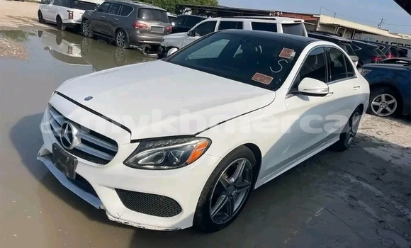 Buy Used Mercedes-Benz CLSโClass White Car in Dฤm Thnฤm in Kampot Province Buy Used Mercedes-Benz CLSโClass White Car in Dฤm Thnฤm in Kampot Province