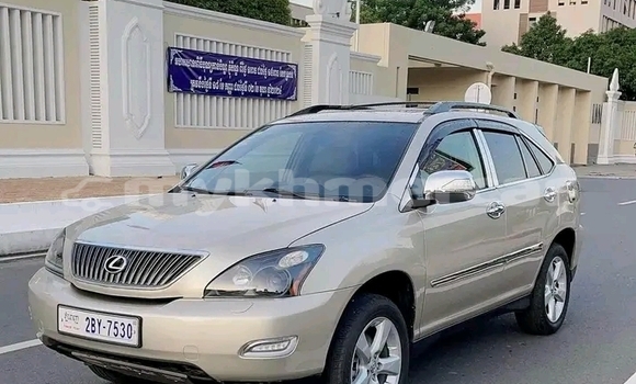 Buy Used Lexus RX 330 Other Car in Cheom Ksan in Preah Vihear Province Buy Used Lexus RX 330 Other Car in Cheom Ksan in Preah Vihear Province