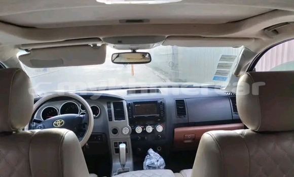 Buy Used Toyota Tundra White Car in Cheom Ksan in Preah Vihear Province Buy Used Toyota Tundra White Car in Cheom Ksan in Preah Vihear Province