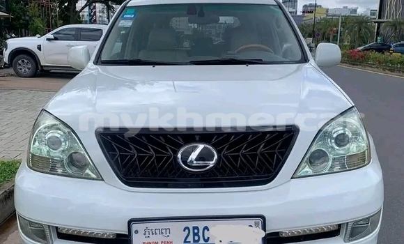 Buy Used Lexus SC White Car in Cheom Ksan in Preah Vihear Province Buy Used Lexus SC White Car in Cheom Ksan in Preah Vihear Province