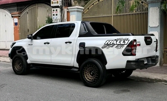 Acheter Occasion Voiture Toyota Ractis Autre à Dăm Thnăm, Kampot Province Acheter Occasion Voiture Toyota Ractis Autre à Dăm Thnăm, Kampot Province