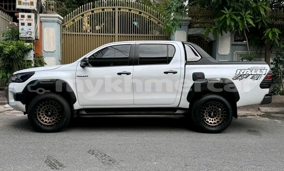 Acheter Occasion Voiture Toyota Ractis Autre à Dăm Thnăm, Kampot Province Acheter Occasion Voiture Toyota Ractis Autre à Dăm Thnăm, Kampot Province