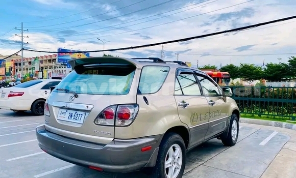 Buy Used Lexus RX 300 Other Car in Cheom Ksan in Preah Vihear Province Buy Used Lexus RX 300 Other Car in Cheom Ksan in Preah Vihear Province