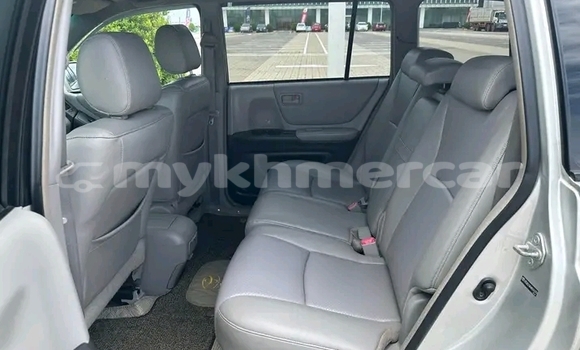 Buy Used Toyota Highlander Other Car in Oudong in Kampong Speu Province Buy Used Toyota Highlander Other Car in Oudong in Kampong Speu Province