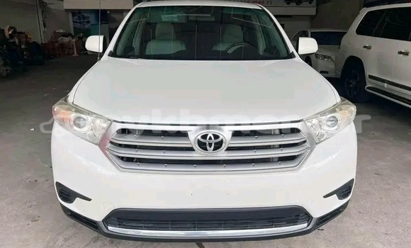Buy Used Toyota Highlander White Car in KratiΓ© in KratiΓ© Province Buy Used Toyota Highlander White Car in KratiΓ© in KratiΓ© Province