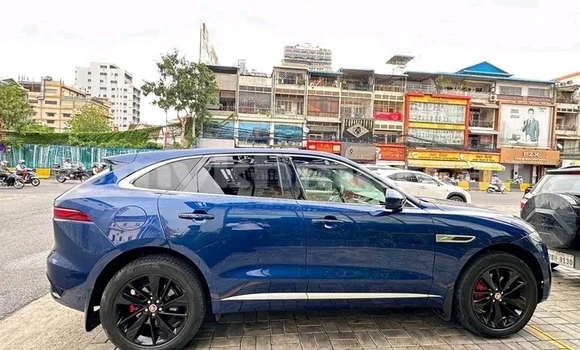 Buy Used Jaguar I-Pace Blue Car in Chbar Mon in Kampong Speu Province Buy Used Jaguar I-Pace Blue Car in Chbar Mon in Kampong Speu Province