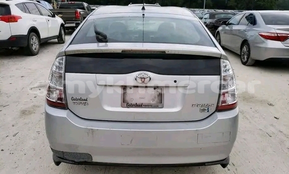 Buy Used Toyota Prius Other Car in Chbar Mon in Kampong Speu Province Buy Used Toyota Prius Other Car in Chbar Mon in Kampong Speu Province