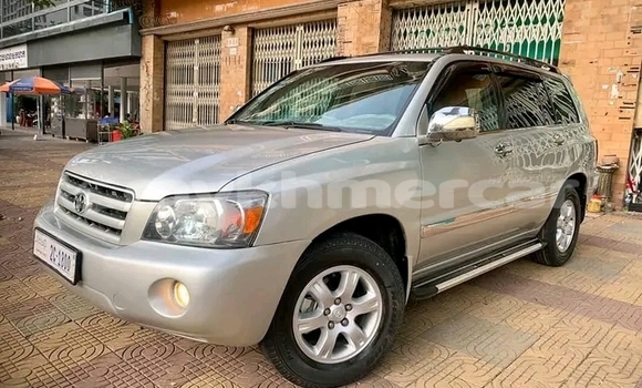 Buy Used Toyota Highlander Other Car in Chbar Mon in Kampong Speu Province Buy Used Toyota Highlander Other Car in Chbar Mon in Kampong Speu Province