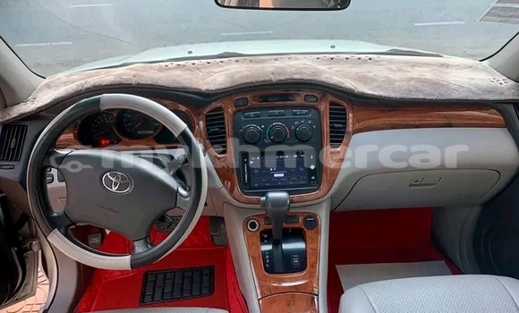 Buy Used Toyota Highlander Other Car in Chbar Mon in Kampong Speu Province Buy Used Toyota Highlander Other Car in Chbar Mon in Kampong Speu Province
