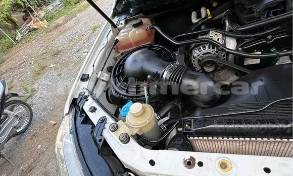 Acheter Occasion Voiture Ford Ranger Blanc à Chbar Mon, Kampong Speu Province Acheter Occasion Voiture Ford Ranger Blanc à Chbar Mon, Kampong Speu Province