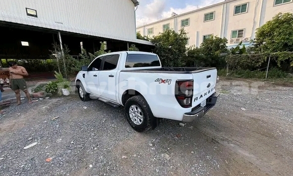 Acheter Occasion Voiture Ford Ranger Blanc à Chbar Mon, Kampong Speu Province Acheter Occasion Voiture Ford Ranger Blanc à Chbar Mon, Kampong Speu Province
