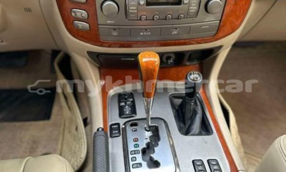 Buy Used Lexus LX Black Car in Bavet in Svay Rieng Province Buy Used Lexus LX Black Car in Bavet in Svay Rieng Province