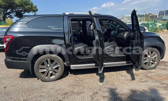 Acheter Occasion Voiture SsangYong Rexton Noir à Doun Kaev, Takeo Province Acheter Occasion Voiture SsangYong Rexton Noir à Doun Kaev, Takeo Province
