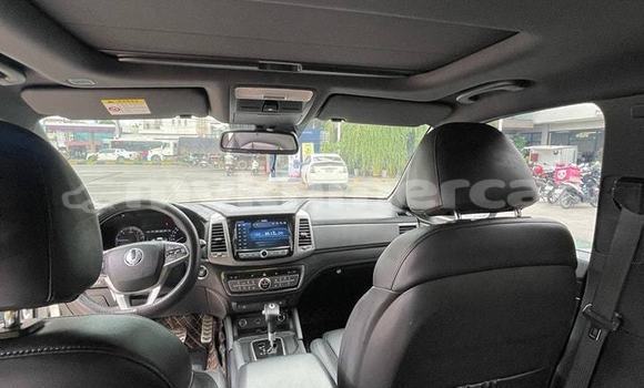 Acheter Occasion Voiture SsangYong Rexton Blanc à Battambang, Battambang Province Acheter Occasion Voiture SsangYong Rexton Blanc à Battambang, Battambang Province