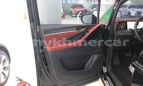 Acheter Occasion Voiture GAC Trumpchi GS8 Noir à Bavet, Svay Rieng Province Acheter Occasion Voiture GAC Trumpchi GS8 Noir à Bavet, Svay Rieng Province