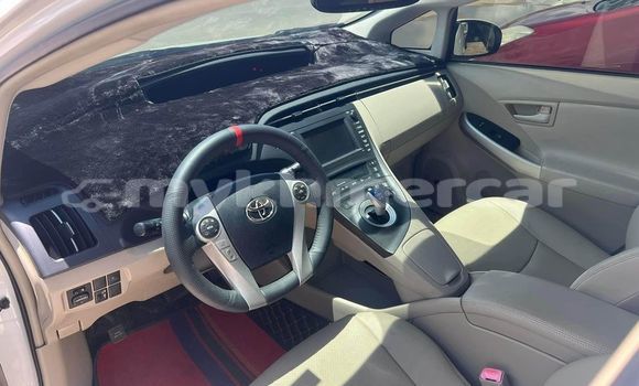 ទិញ បានប្រើ Toyota Prius White ឡាន} ក្នុង Battambang ក្នុង Battambang Province ទិញ បានប្រើ Toyota Prius White ឡាន} ក្នុង Battambang ក្នុង Battambang Province