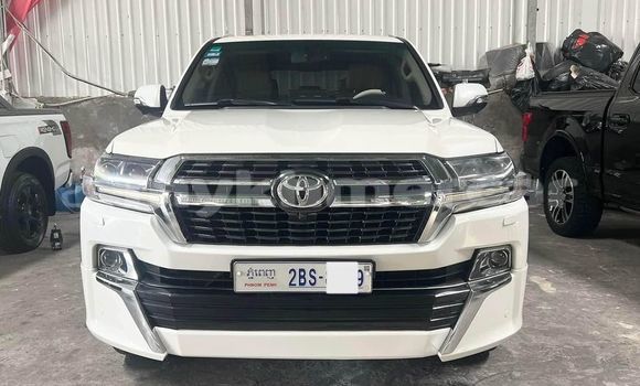 ទិញ បានប្រើ Toyota Land Cruiser White ឡាន} ក្នុង Chbar Mon ក្នុង Kampong Speu Province ទិញ បានប្រើ Toyota Land Cruiser White ឡាន} ក្នុង Chbar Mon ក្នុង Kampong Speu Province