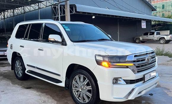 ទិញ បានប្រើ Toyota Land Cruiser White ឡាន} ក្នុង Chbar Mon ក្នុង Kampong Speu Province ទិញ បានប្រើ Toyota Land Cruiser White ឡាន} ក្នុង Chbar Mon ក្នុង Kampong Speu Province
