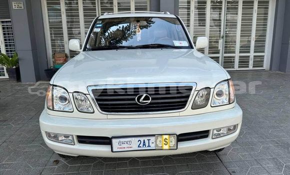 ទិញ បានប្រើ Lexus LX 570 White ឡាន} ក្នុង Battambang ក្នុង Battambang Province ទិញ បានប្រើ Lexus LX 570 White ឡាន} ក្នុង Battambang ក្នុង Battambang Province
