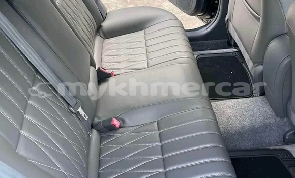 Buy Used Toyota Prius Other Car in Chbar Mon in Kampong Speu Province Buy Used Toyota Prius Other Car in Chbar Mon in Kampong Speu Province