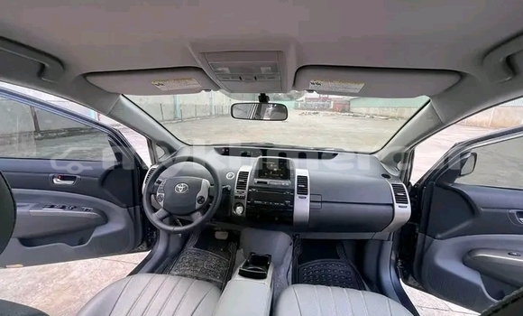 Buy Used Toyota Prius Other Car in Chbar Mon in Kampong Speu Province Buy Used Toyota Prius Other Car in Chbar Mon in Kampong Speu Province