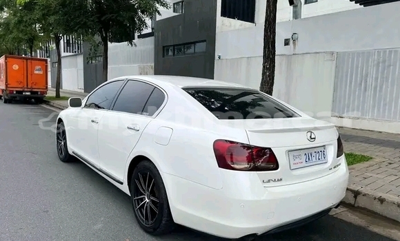 Buy Used Lexus RX White Car in Battambang in Battambang Province Buy Used Lexus RX White Car in Battambang in Battambang Province