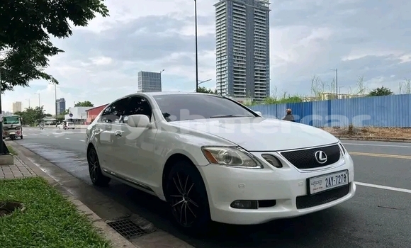 Buy Used Lexus RX White Car in Battambang in Battambang Province Buy Used Lexus RX White Car in Battambang in Battambang Province
