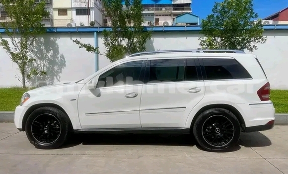 Buy Used Mercedes-Benz AMG GLE White Car in Phanomsok in Oddar Meanchey Province Buy Used Mercedes-Benz AMG GLE White Car in Phanomsok in Oddar Meanchey Province