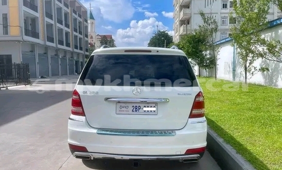 Buy Used Mercedes-Benz AMG GLE White Car in Phanomsok in Oddar Meanchey Province Buy Used Mercedes-Benz AMG GLE White Car in Phanomsok in Oddar Meanchey Province