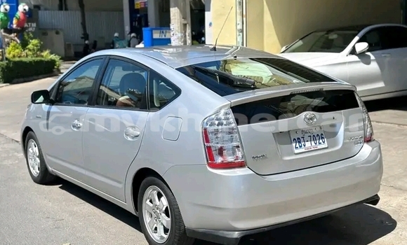 Buy Used Toyota Prius Other Car in Chbar Mon in Kampong Speu Province Buy Used Toyota Prius Other Car in Chbar Mon in Kampong Speu Province