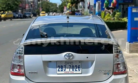 Buy Used Toyota Prius Other Car in Chbar Mon in Kampong Speu Province Buy Used Toyota Prius Other Car in Chbar Mon in Kampong Speu Province