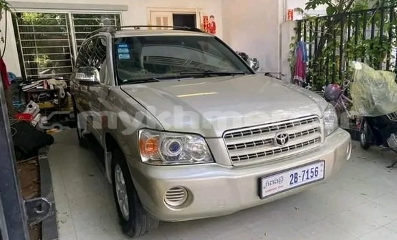 Buy Used Toyota Highlander Other Car in Chbar Mon in Kampong Speu Province Buy Used Toyota Highlander Other Car in Chbar Mon in Kampong Speu Province