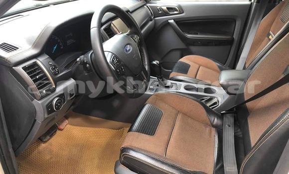 Buy Used Ford Windstar White Car in Phnom Penh in Phnom Penh Buy Used Ford Windstar White Car in Phnom Penh in Phnom Penh