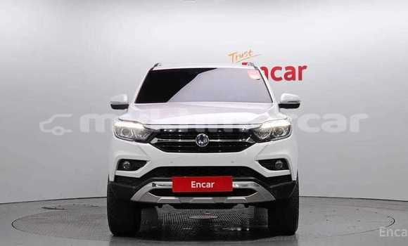 ទិញ បានប្រើ SsangYong Rexton White ឡាន} ក្នុង Chbar Mon ក្នុង Kampong Speu Province ទិញ បានប្រើ SsangYong Rexton White ឡាន} ក្នុង Chbar Mon ក្នុង Kampong Speu Province