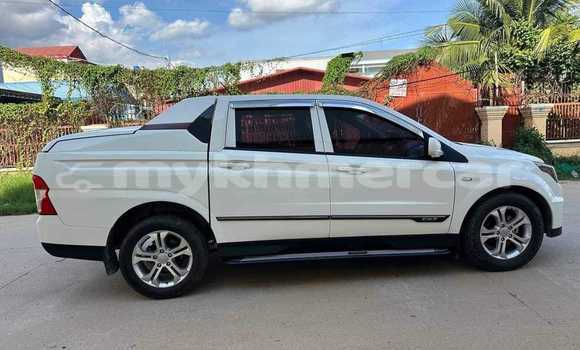 ទិញ បានប្រើ SsangYong Rexton White ឡាន} ក្នុង Cheom Ksan ក្នុង Preah Vihear Province ទិញ បានប្រើ SsangYong Rexton White ឡាន} ក្នុង Cheom Ksan ក្នុង Preah Vihear Province