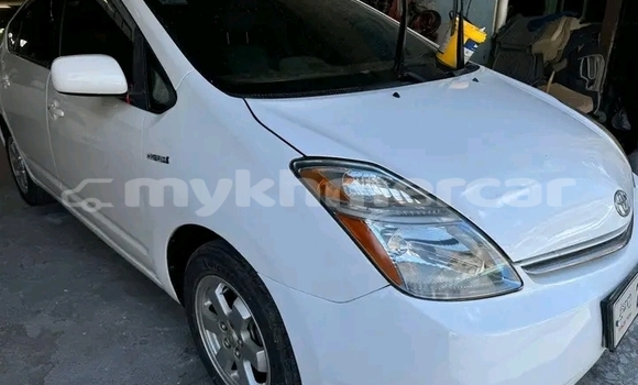 Buy Used Toyota Prius White Car in Kep in Kep Province Buy Used Toyota Prius White Car in Kep in Kep Province
