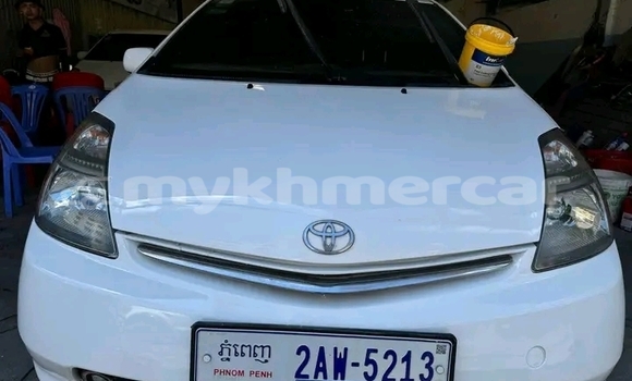 Buy Used Toyota Prius White Car in Kep in Kep Province Buy Used Toyota Prius White Car in Kep in Kep Province