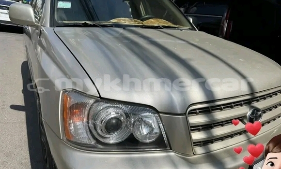 Buy Used Toyota Highlander Other Car in Cheom Ksan in Preah Vihear Province Buy Used Toyota Highlander Other Car in Cheom Ksan in Preah Vihear Province