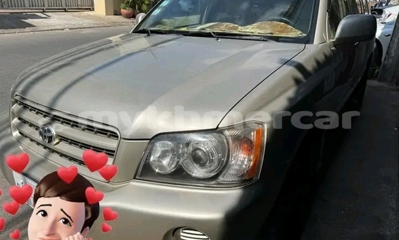 Buy Used Toyota Highlander Other Car in Cheom Ksan in Preah Vihear Province Buy Used Toyota Highlander Other Car in Cheom Ksan in Preah Vihear Province